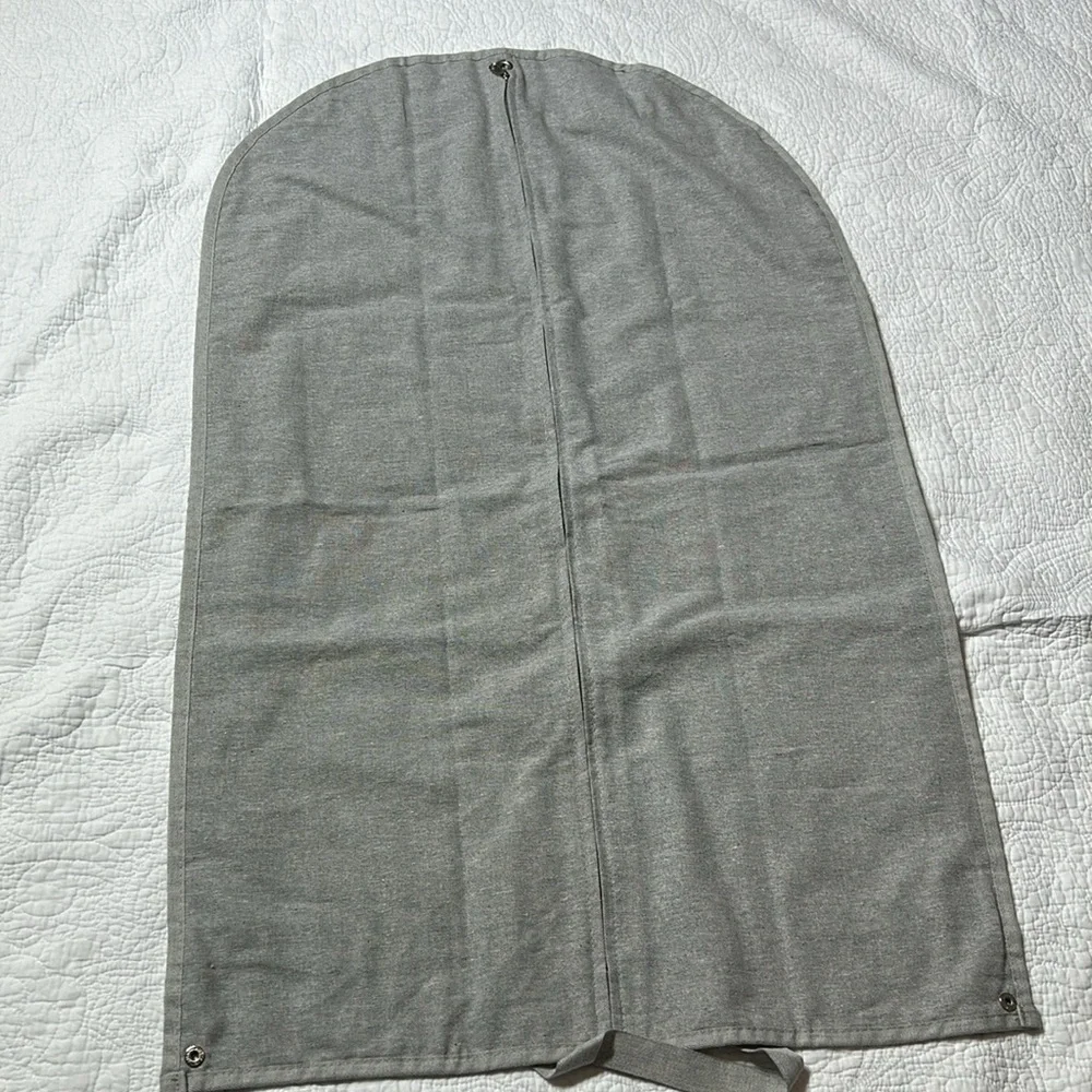 Brunello Cucinelli Linen Garment Bag Size‎ 24”w x 38” h